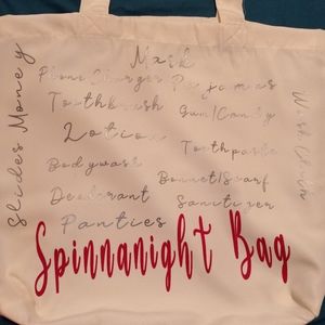 Spinnanight Totes